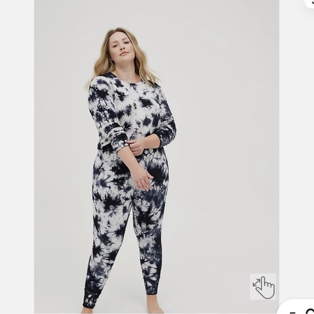 Torrid Black and White Tie-Dye Pajama Set